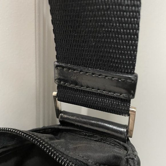 Authentic Prada crossbody bag. - Picture 3 of 7
